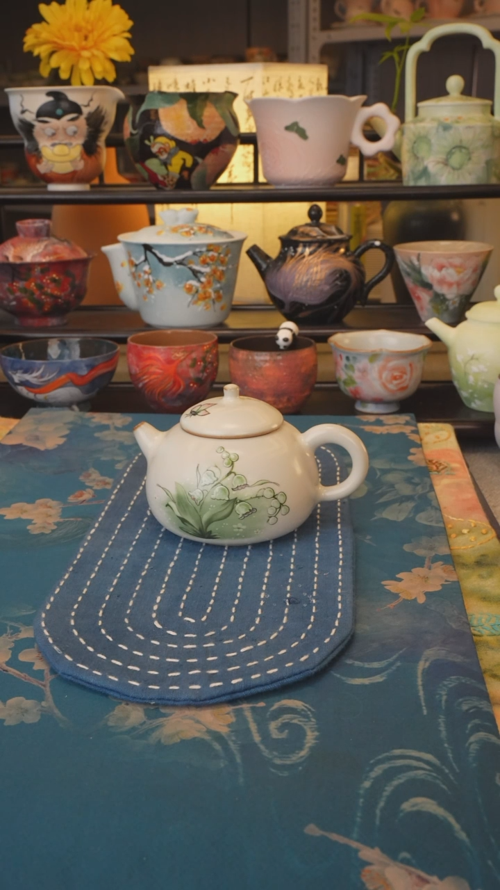 【闪购商品】猪油冻系列  铃兰壶