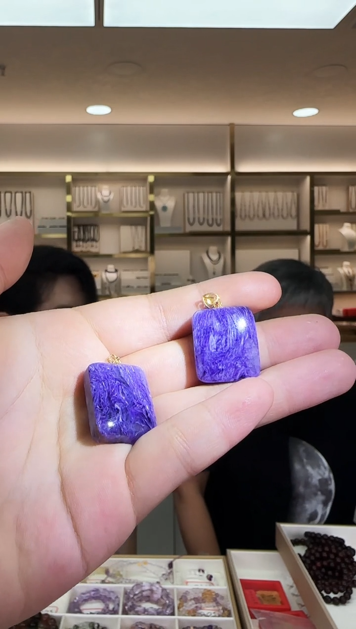 【闪购商品】查罗石吊坠18K金镶嵌18K金镶嵌多样性发一件