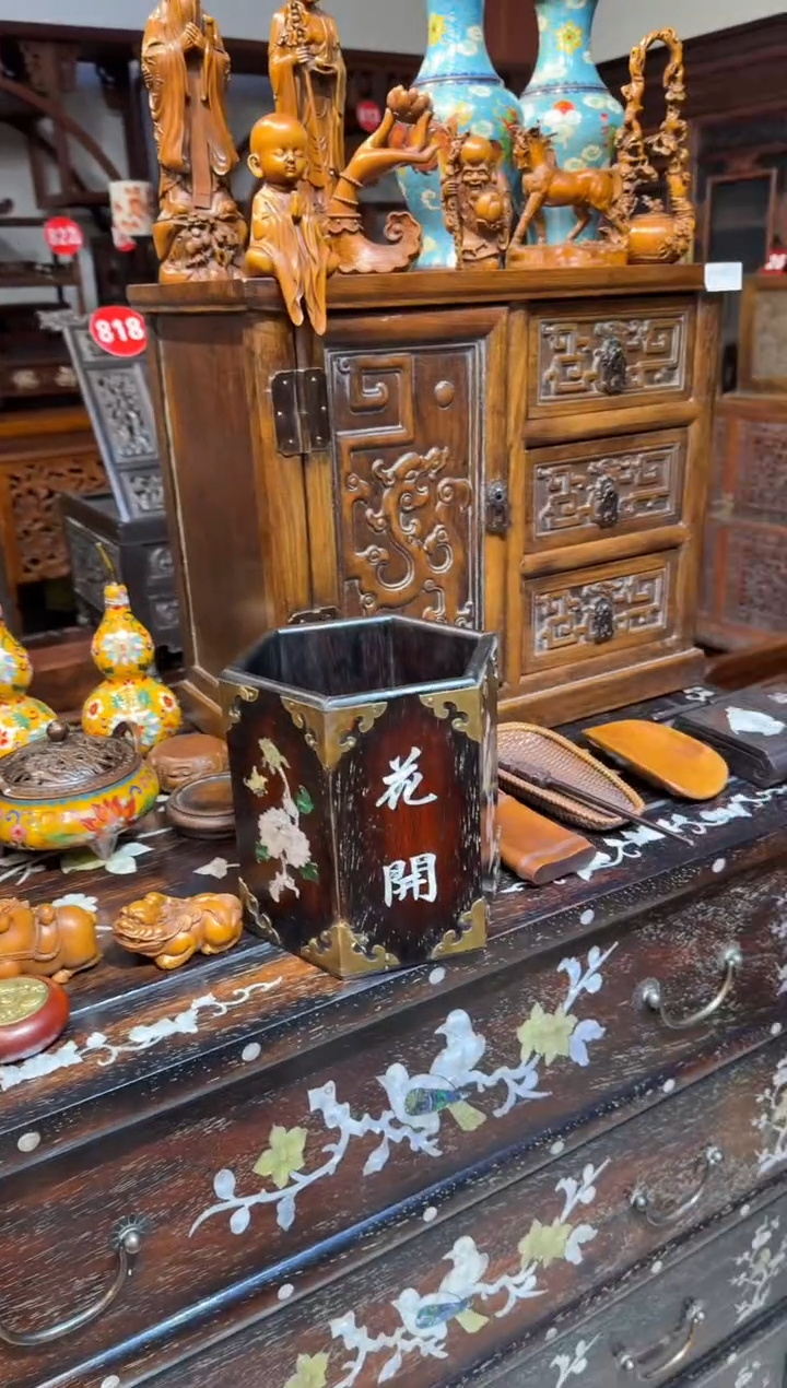 木紫檀花开富贵笔筒180.88888