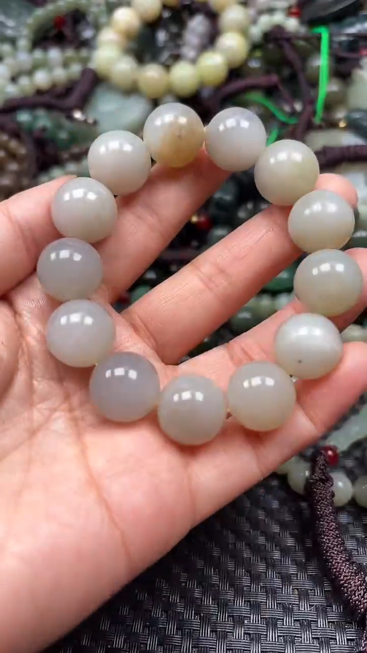 【闪购商品】和田玉颈饰未镶嵌.