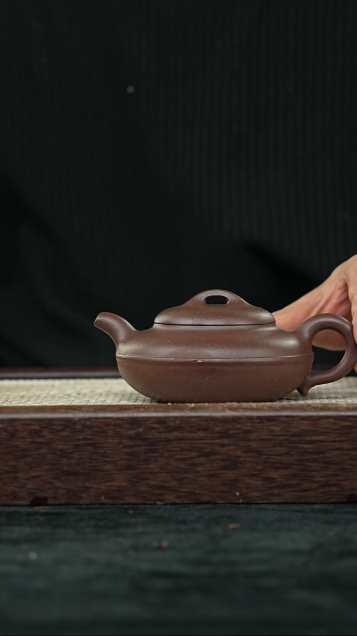 【闪购商品】紫砂茶壶@@AH10235闵丽琴线圆