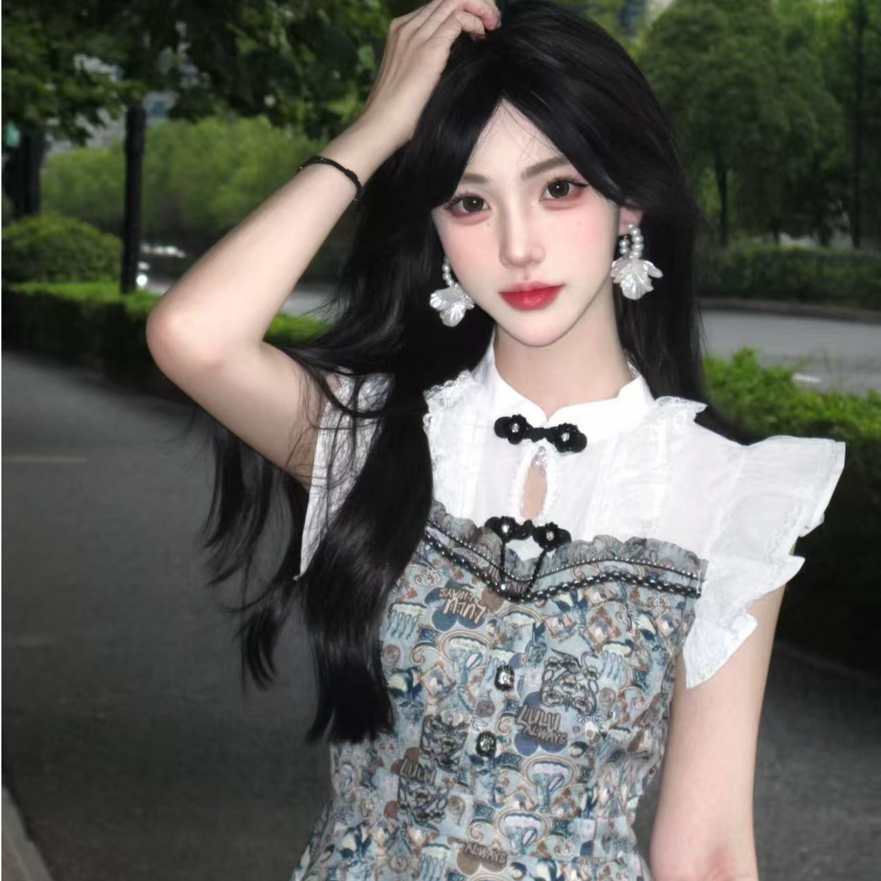 气质宫廷风重工连衣裙2024春秋新款高腰时尚显瘦气质裙子