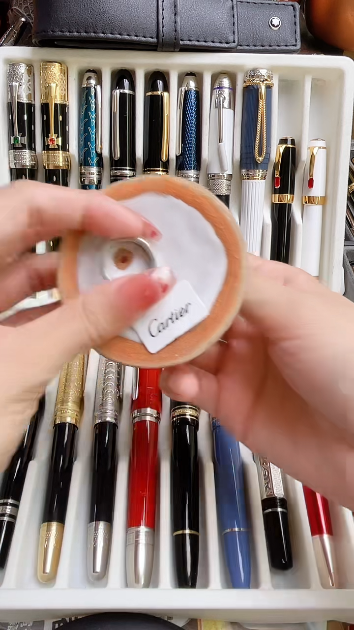 瓷片ekgjlsdjflkj''''