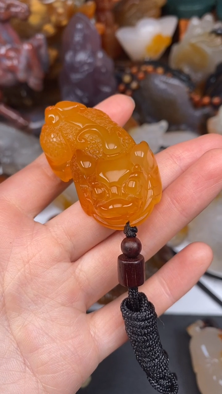 未镶嵌颈饰玛瑙/玉髓AA