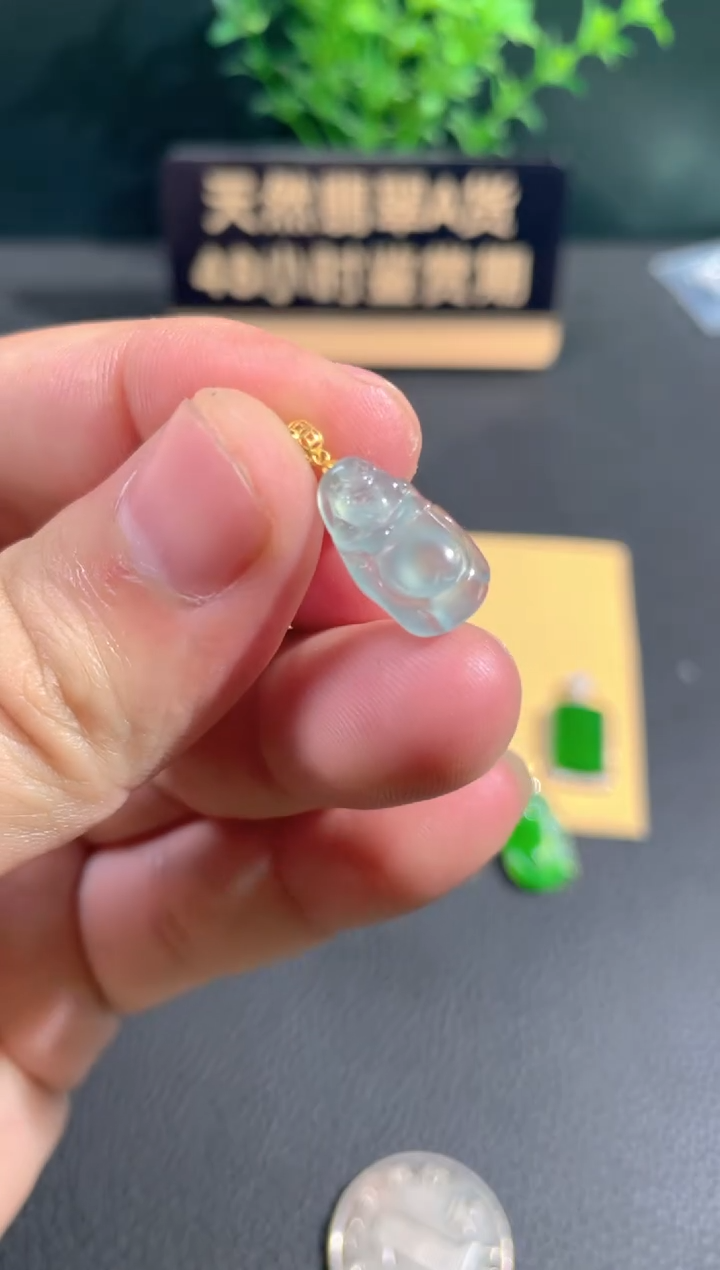 【闪购商品】翡翠颈饰18K金镶嵌翡翠