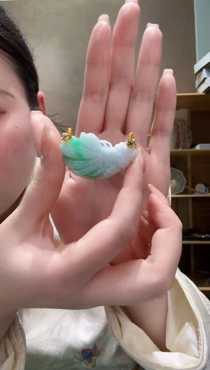 【闪购商品】翡翠颈饰未镶嵌吊坠