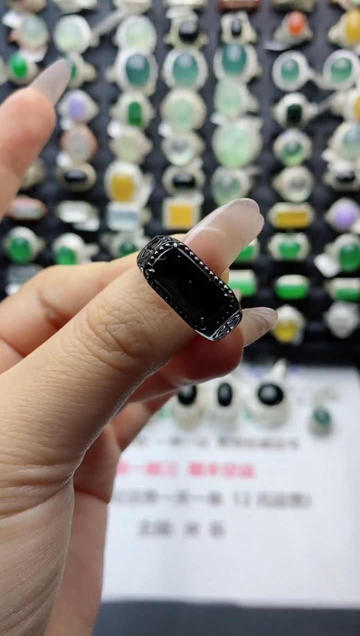 【闪购商品】翡翠戒指银S925镶嵌天然翡翠男戒