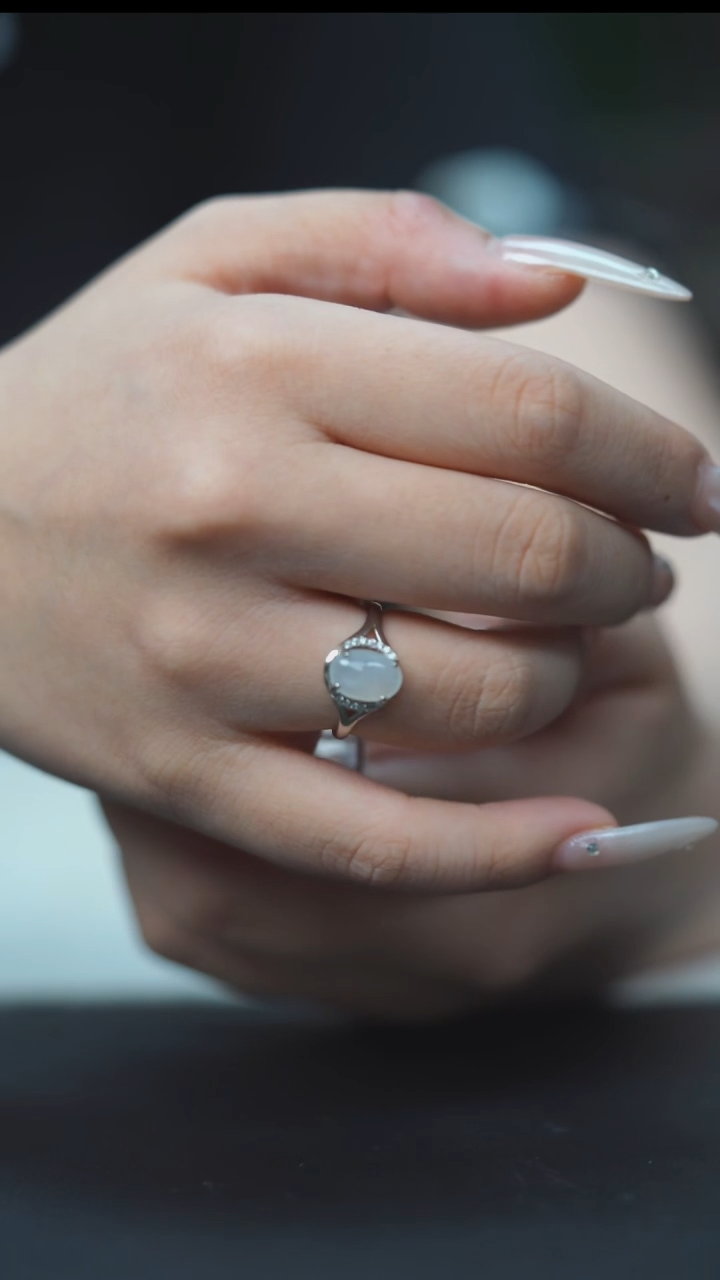 未镶嵌戒指翡翠冰种蛋面开口戒 HA00646