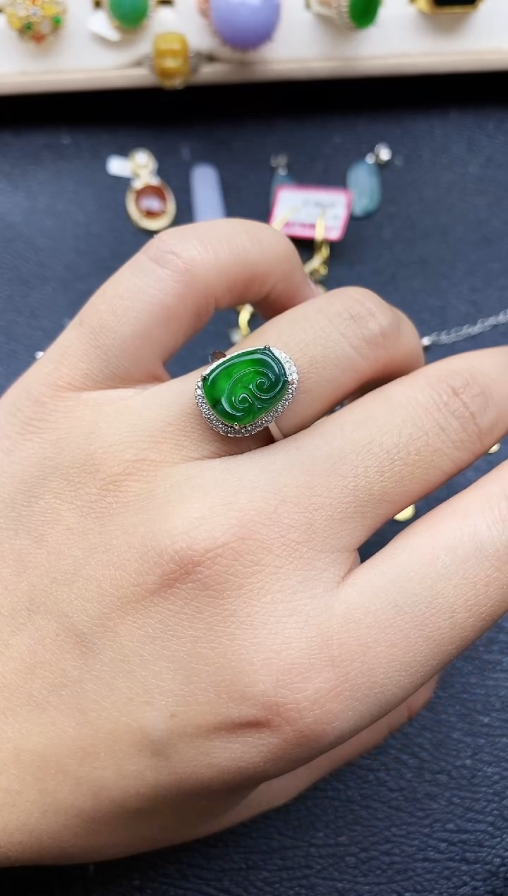 【闪购商品】翡翠戒指银S925镶嵌11111