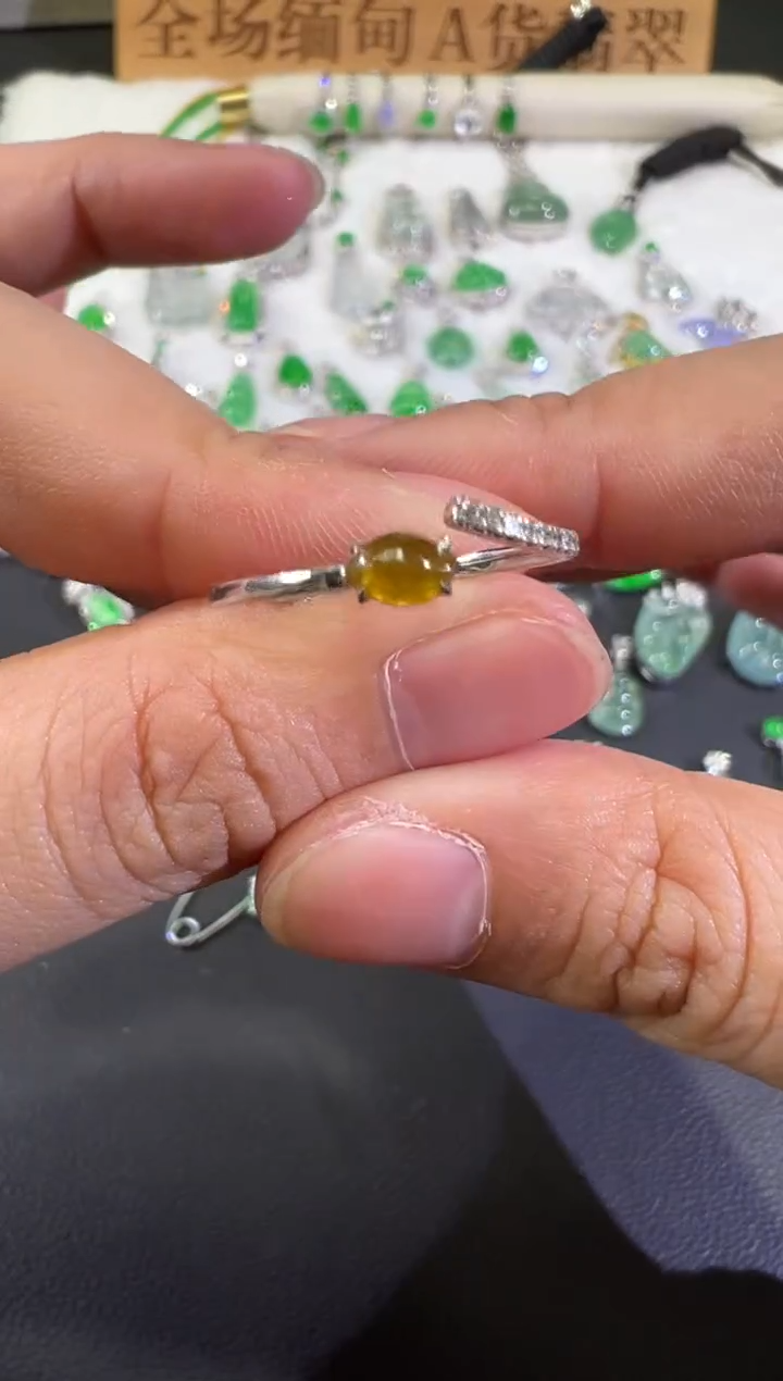 18K金镶嵌戒指翡翠B428|980