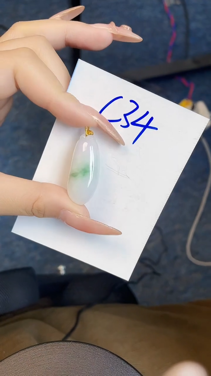 【闪购商品】翡翠颈饰18K金镶嵌00000000