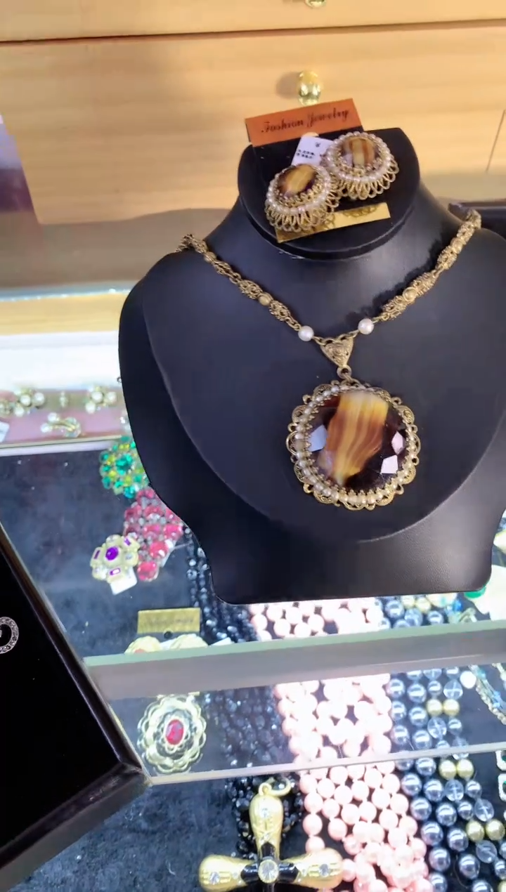 【闪购商品】瓷片楚楚中古珠宝甄选不退换