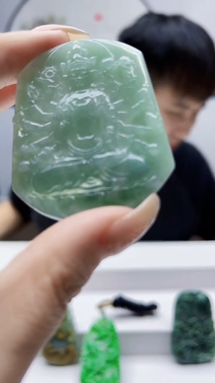 未镶嵌定制翡翠毛货挂件54