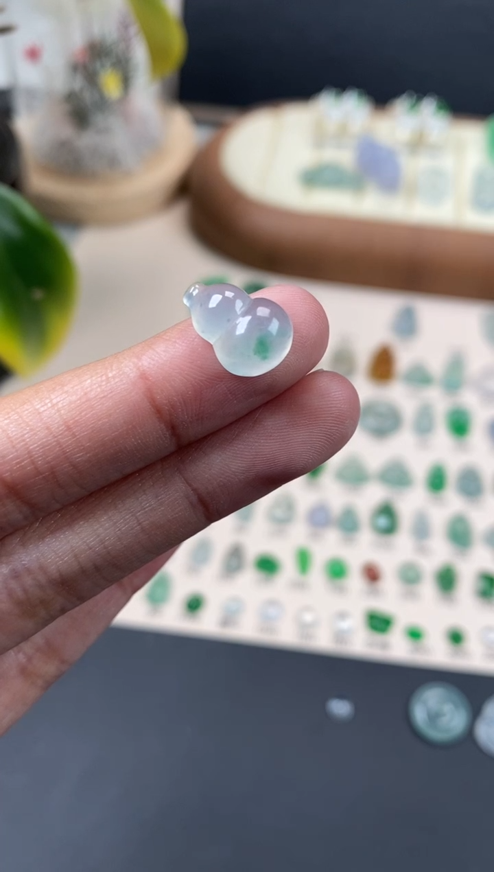 【闪购商品】翡翠颈饰未镶嵌翡翠冰胶葫芦