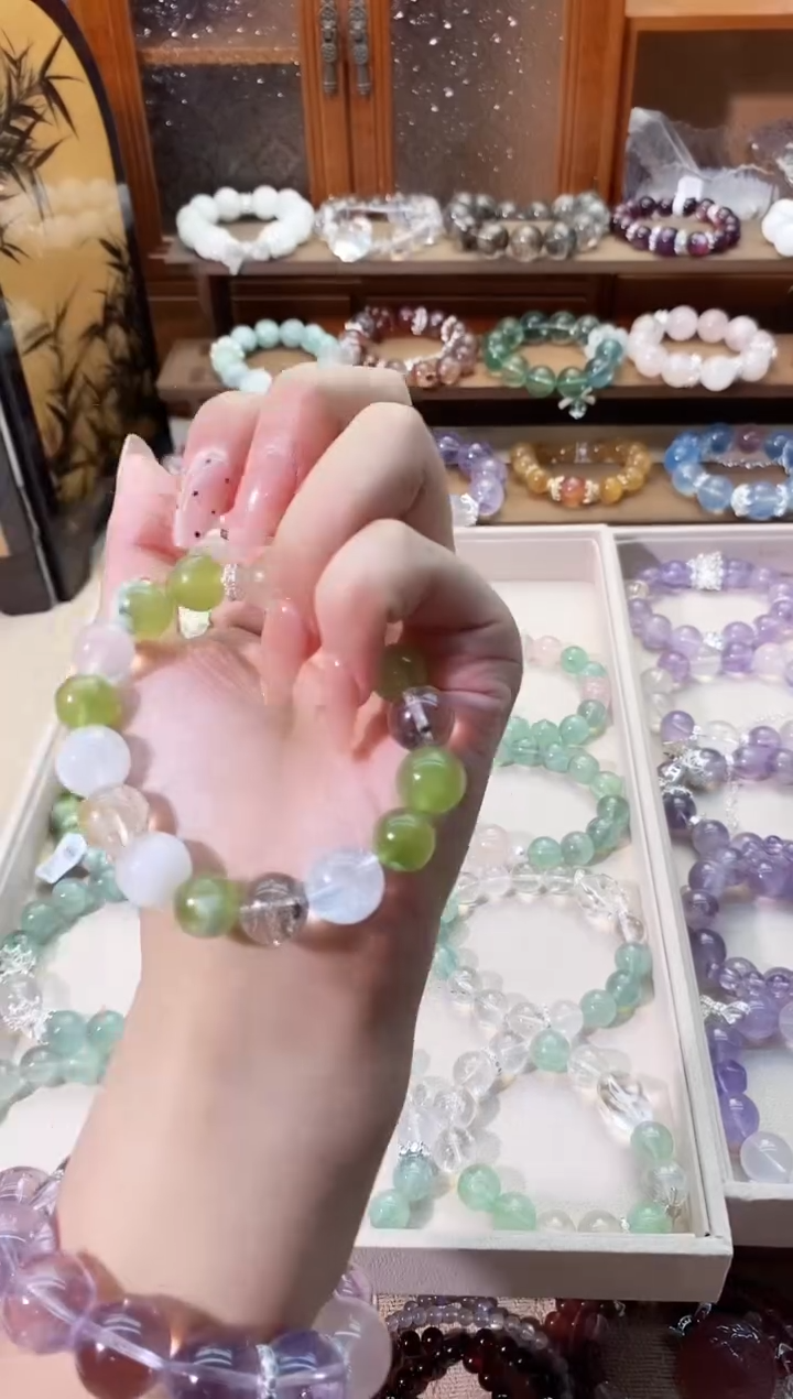 【闪购商品】水晶手串未镶嵌青提奶盖岫玉