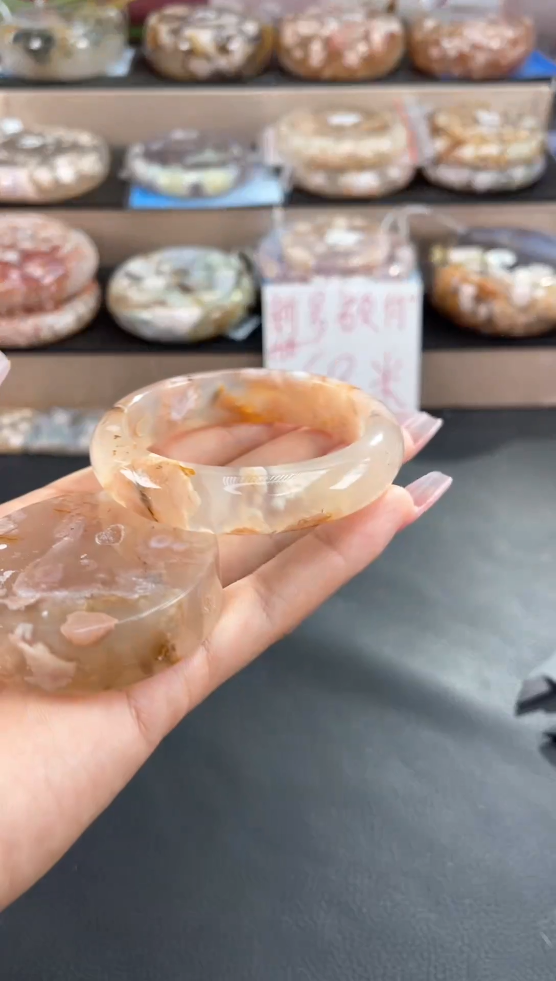 未镶嵌手镯石英质玉53