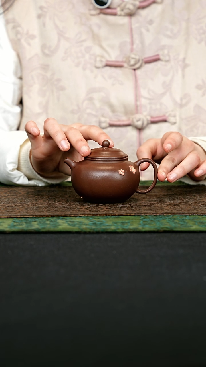 【闪购商品】花吟壶 一物见春制
