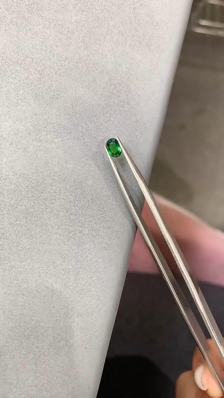 未镶嵌裸石石榴石（沙弗莱）3沙弗莱裸石0.57ct