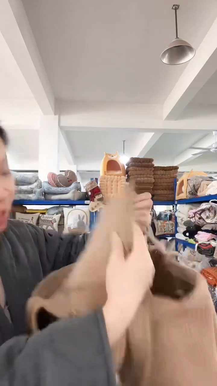 棉棉11    咖色托特包