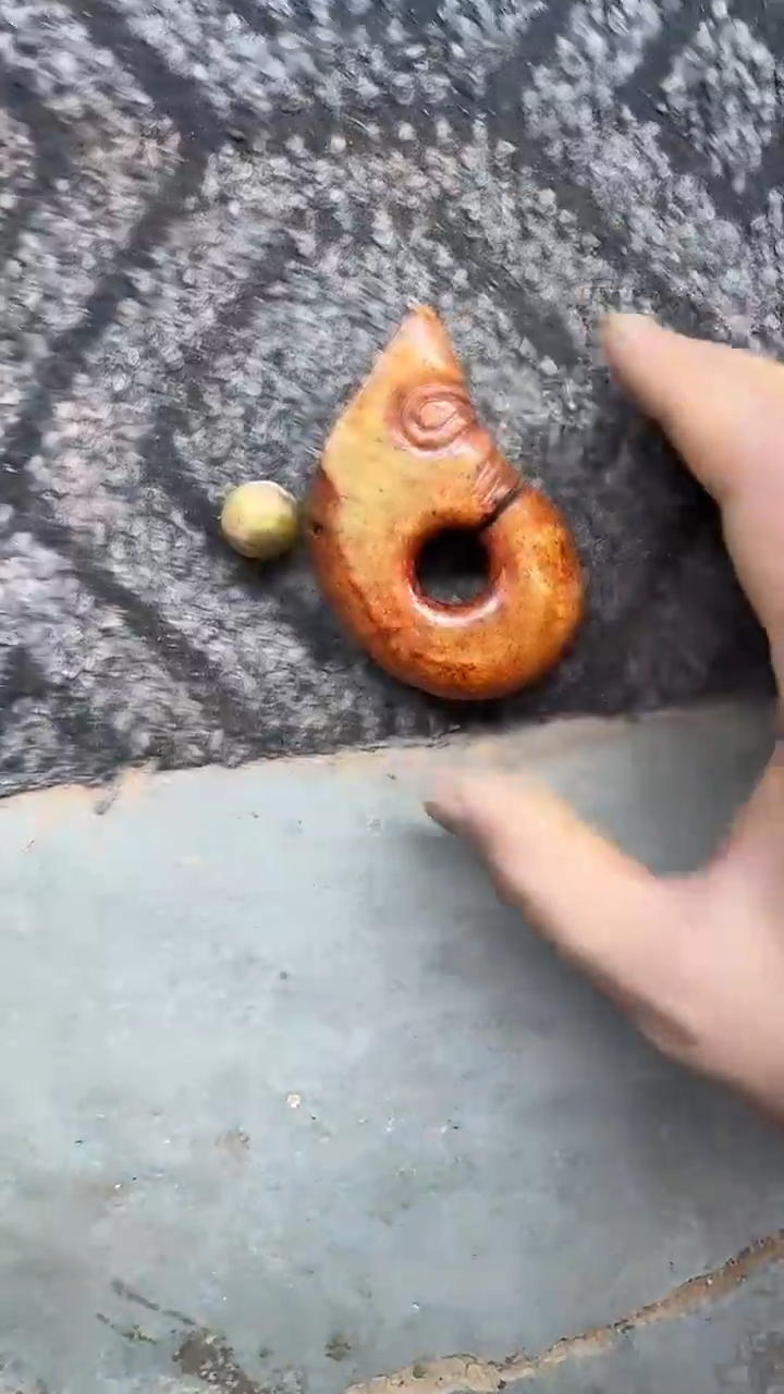 未镶嵌和田玉挂件和田玉挂件