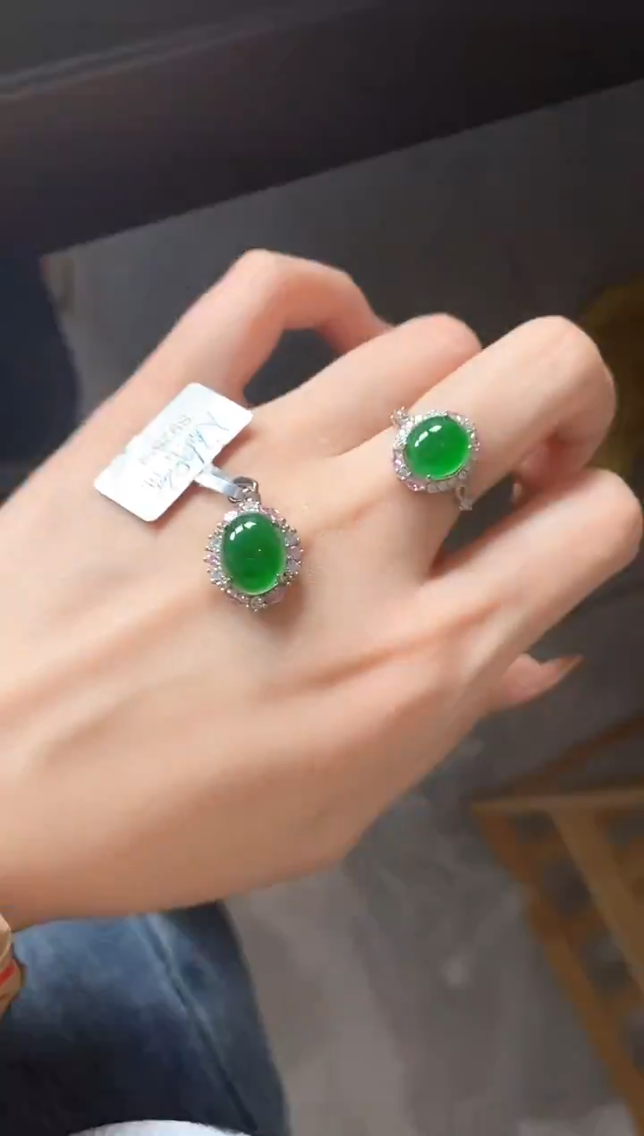 银S925镶嵌戒指翡翠51511