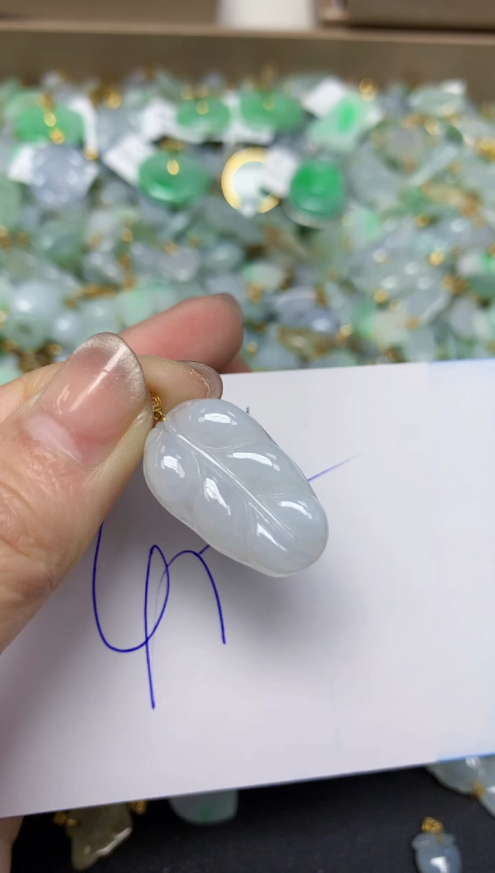 【闪购商品】翡翠颈饰18K金镶嵌天然翡翠A货