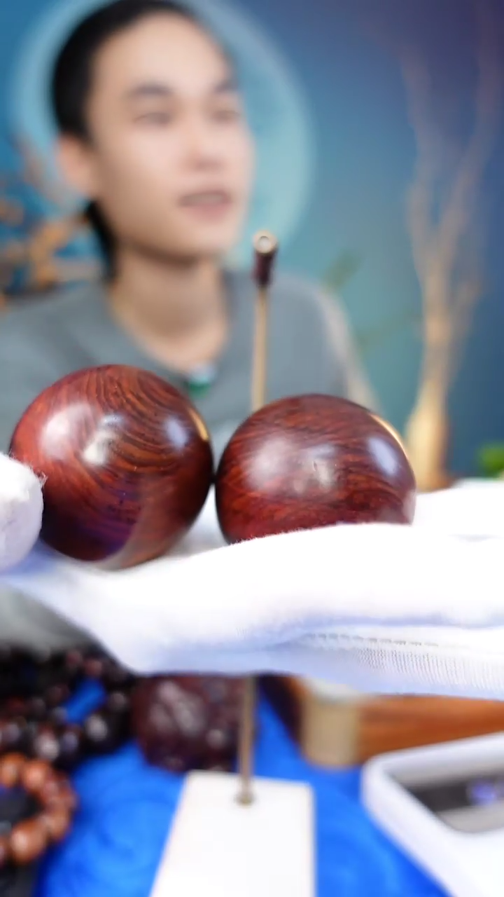 【闪购商品】木海南红降花梨公手球