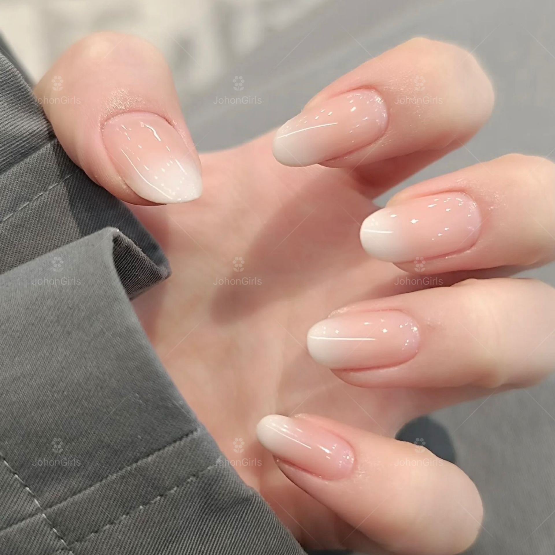 JohonGirls'/琴岛小嫚【小椰奶冻】奶油渐变美甲高级显白手工穿戴甲