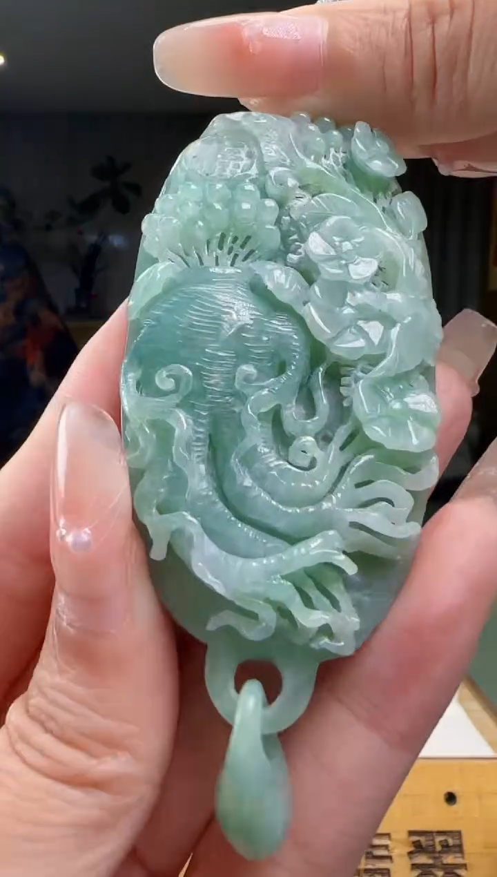 【闪购商品】翡翠吊坠(不含链)未镶嵌MM@@960Q3J13008
