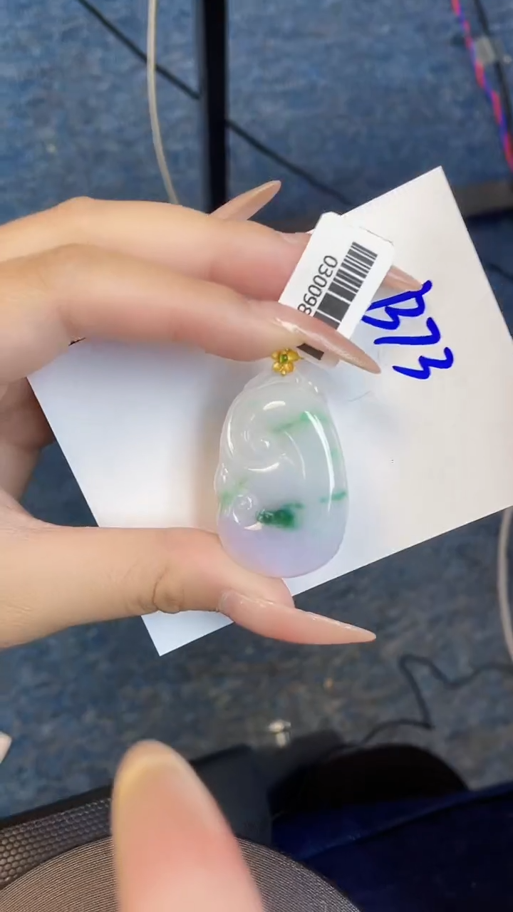 【闪购商品】翡翠颈饰未镶嵌000000000