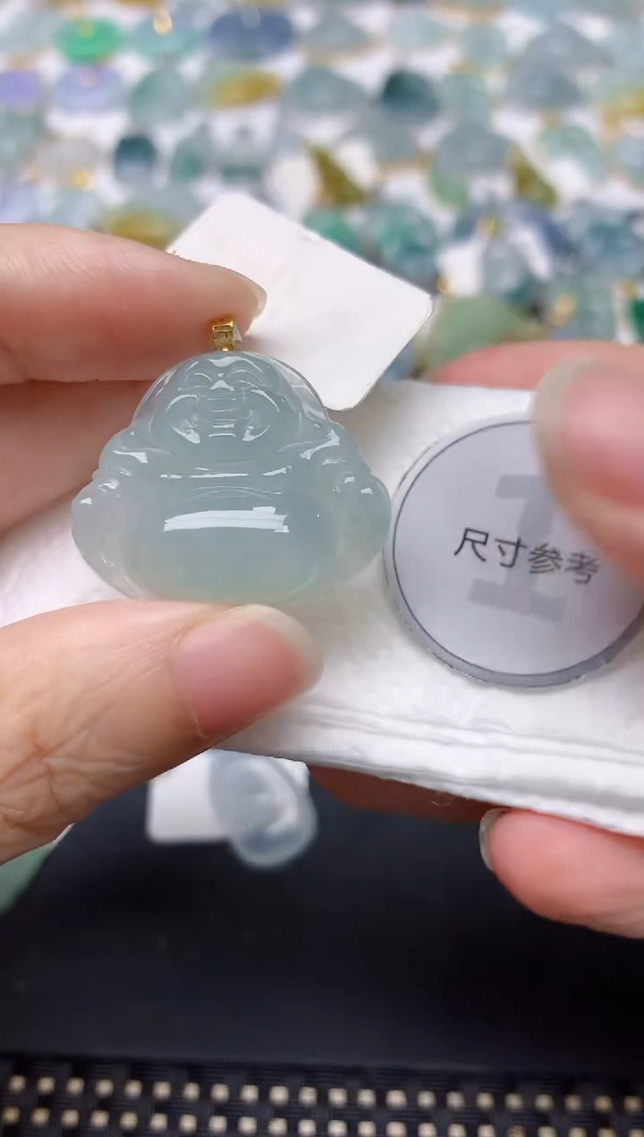 翡翠18K金镶嵌颈饰天然缅甸A货翡翠