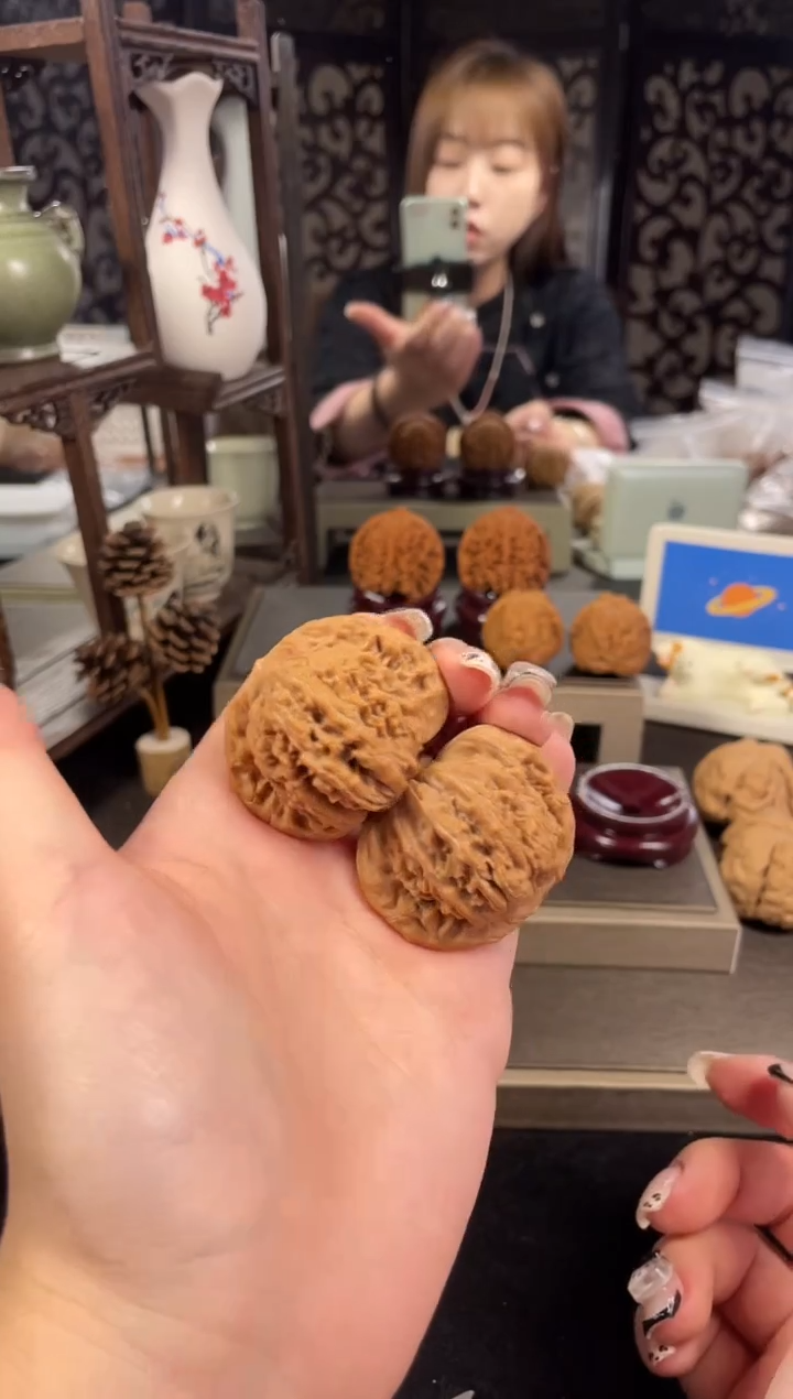【闪购商品】文玩核桃把件四座楼43尺-41