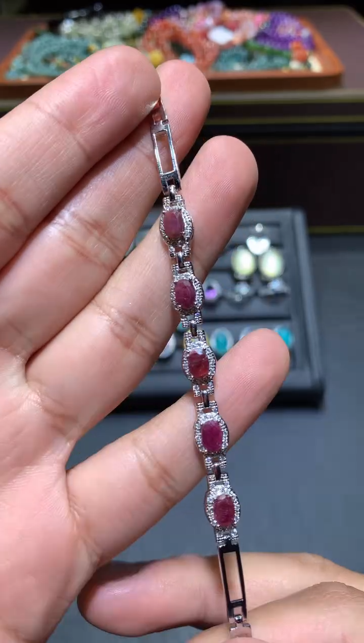 【闪购商品】红宝石手链未镶嵌K67