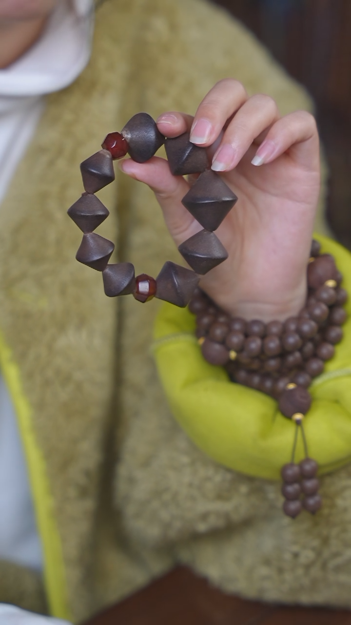 【闪购商品】泥塑次第花开大爱无疆单圈手串福利款