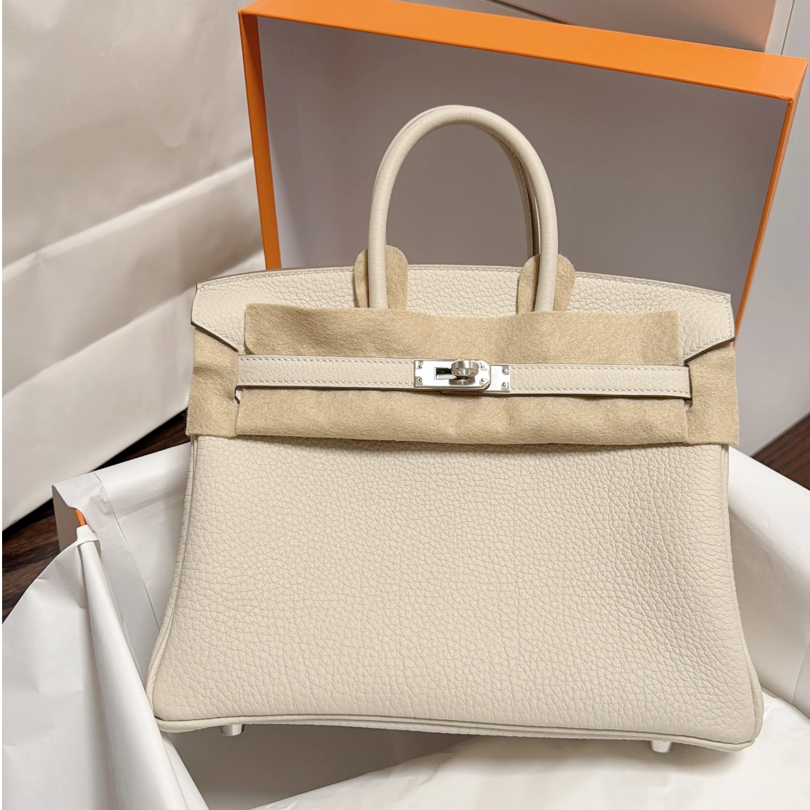 99新 Hermes/爱马仕 bk30手提包/奶昔白W刻/251129YHPYHP01