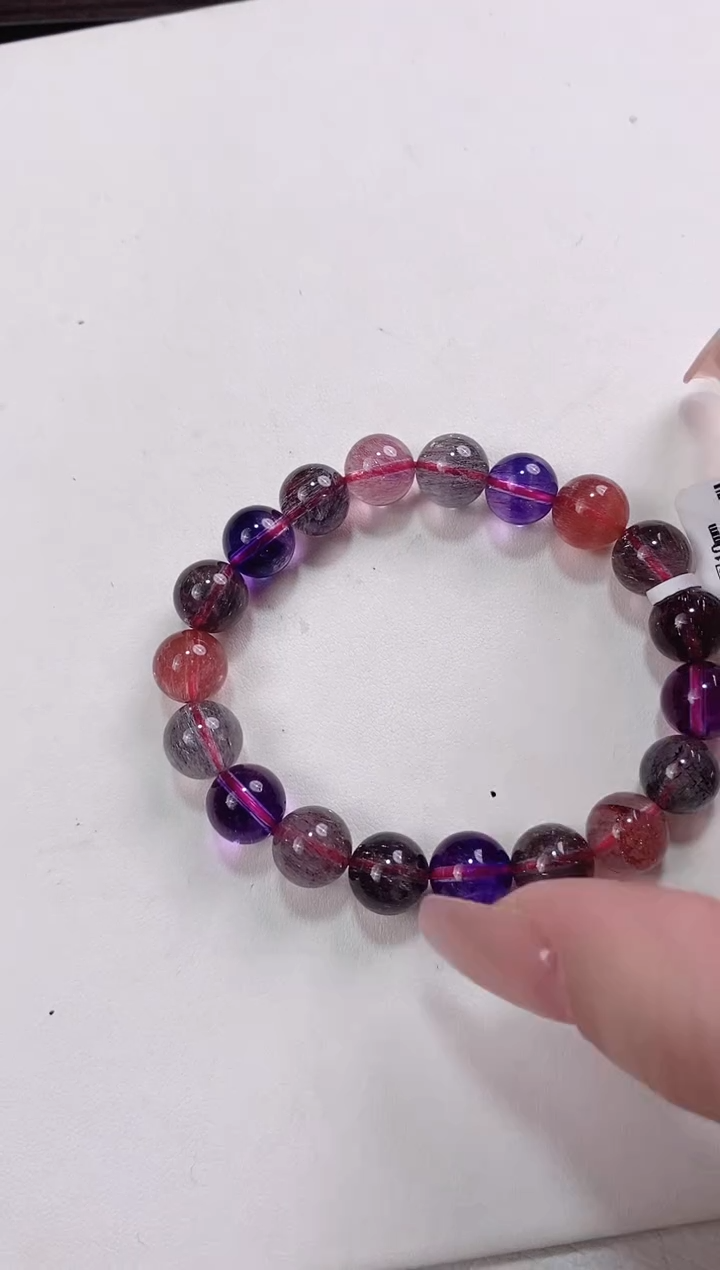 【闪购商品】水晶手链未镶嵌10mm多人多样性发其一