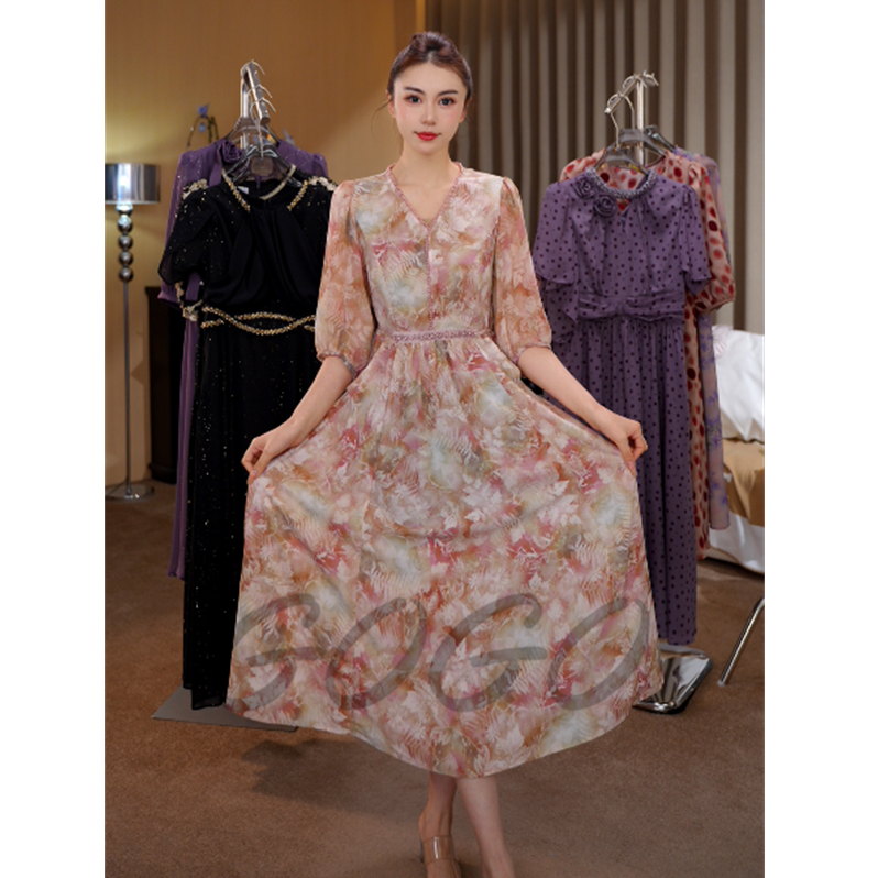 陌上花开 G6120气质时尚连衣裙女装2025新款夏季V领减龄显瘦a字裙