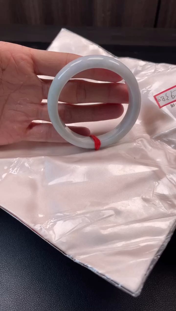 未镶嵌手镯翡翠3983