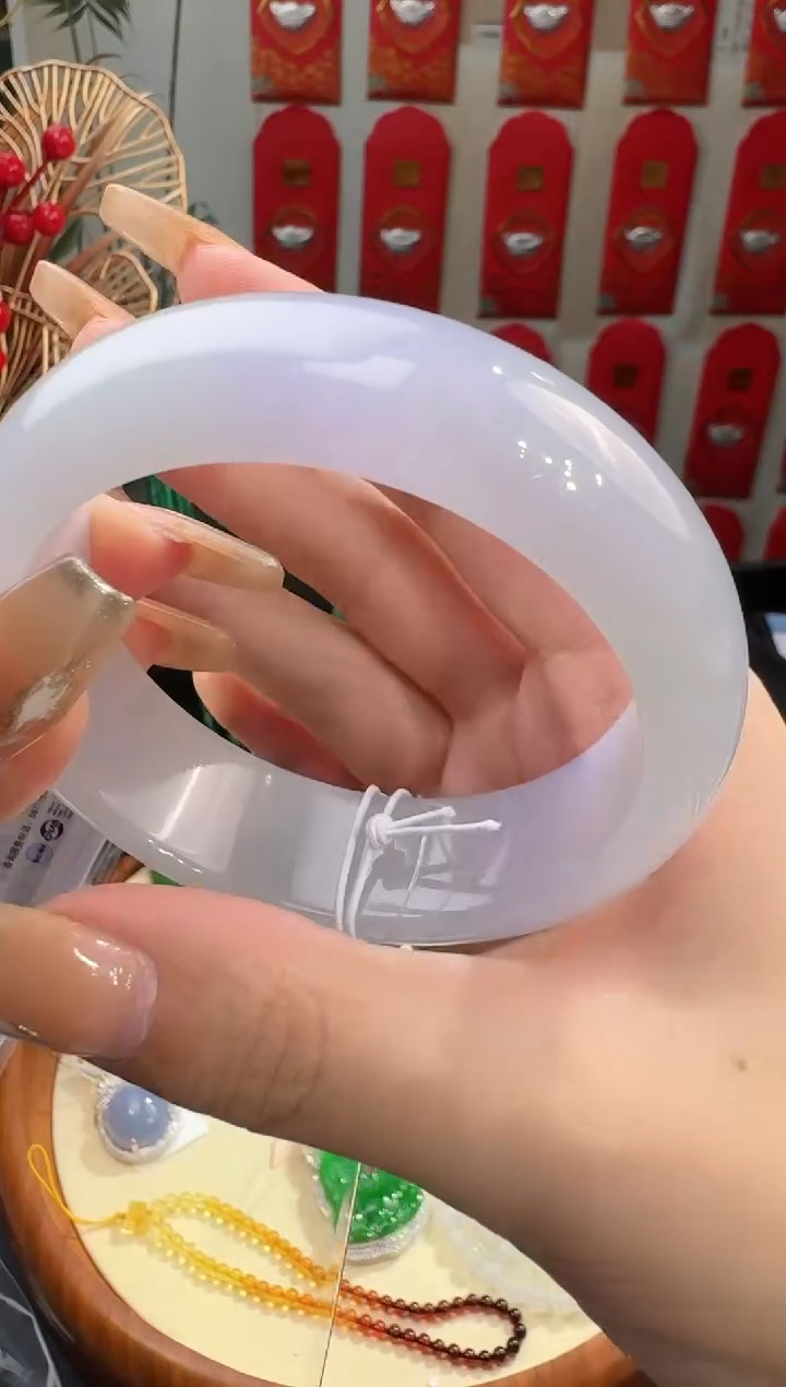 【闪购商品】翡翠手镯未镶嵌手镯