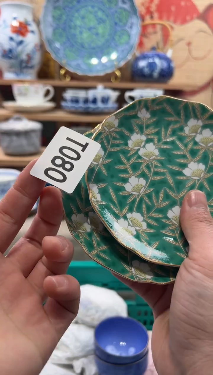 瓷片B***a瓷片------T080