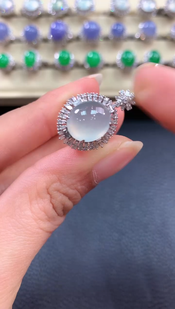 【闪购商品】翡翠戒指18K金镶嵌n87    