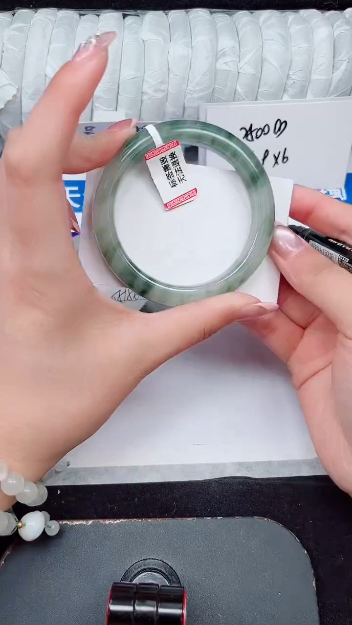 未镶嵌手镯石英质玉230-57/58