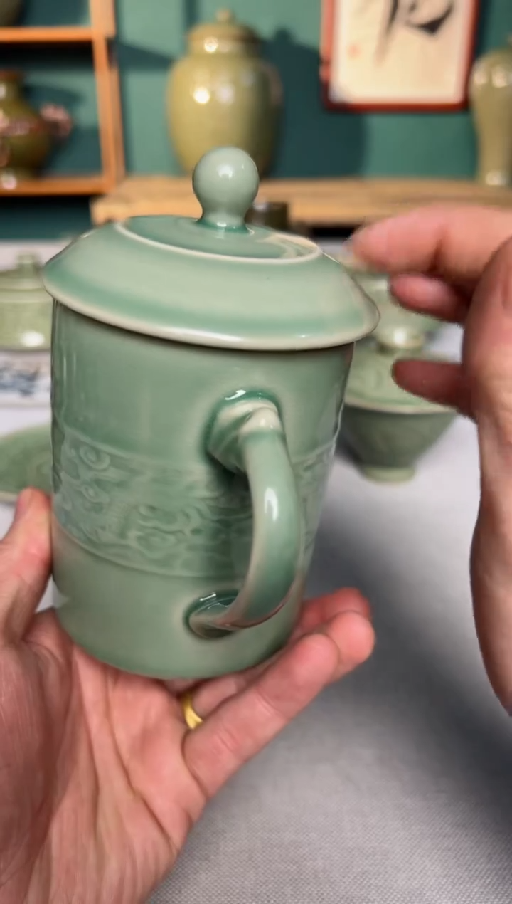 【闪购商品】其他青釉龙纹办公杯微瑕福利