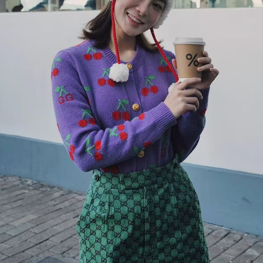 99新 GUCCI/古驰 02060 樱桃满印针织开衫 m码