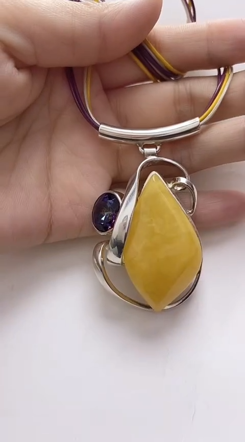 【闪购商品】琥珀裸石银S925镶嵌蜜蜡吊坠