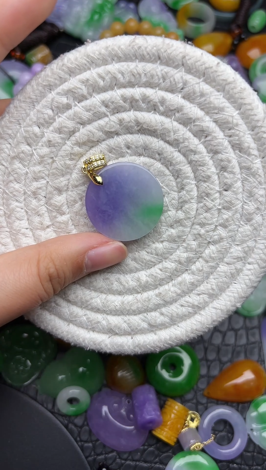 颈饰未镶嵌翡翠缅甸翡翠吊坠