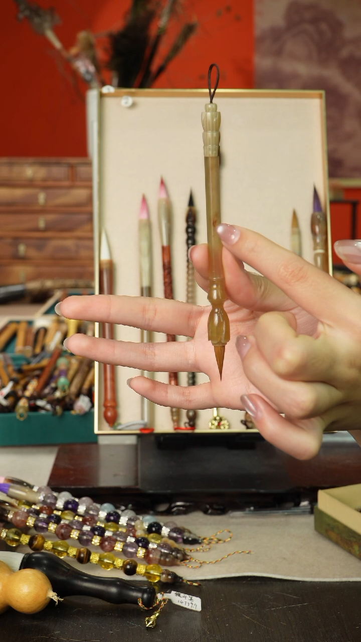 85号闪孤品高货毛笔链接 清水试笔 蘸墨不退