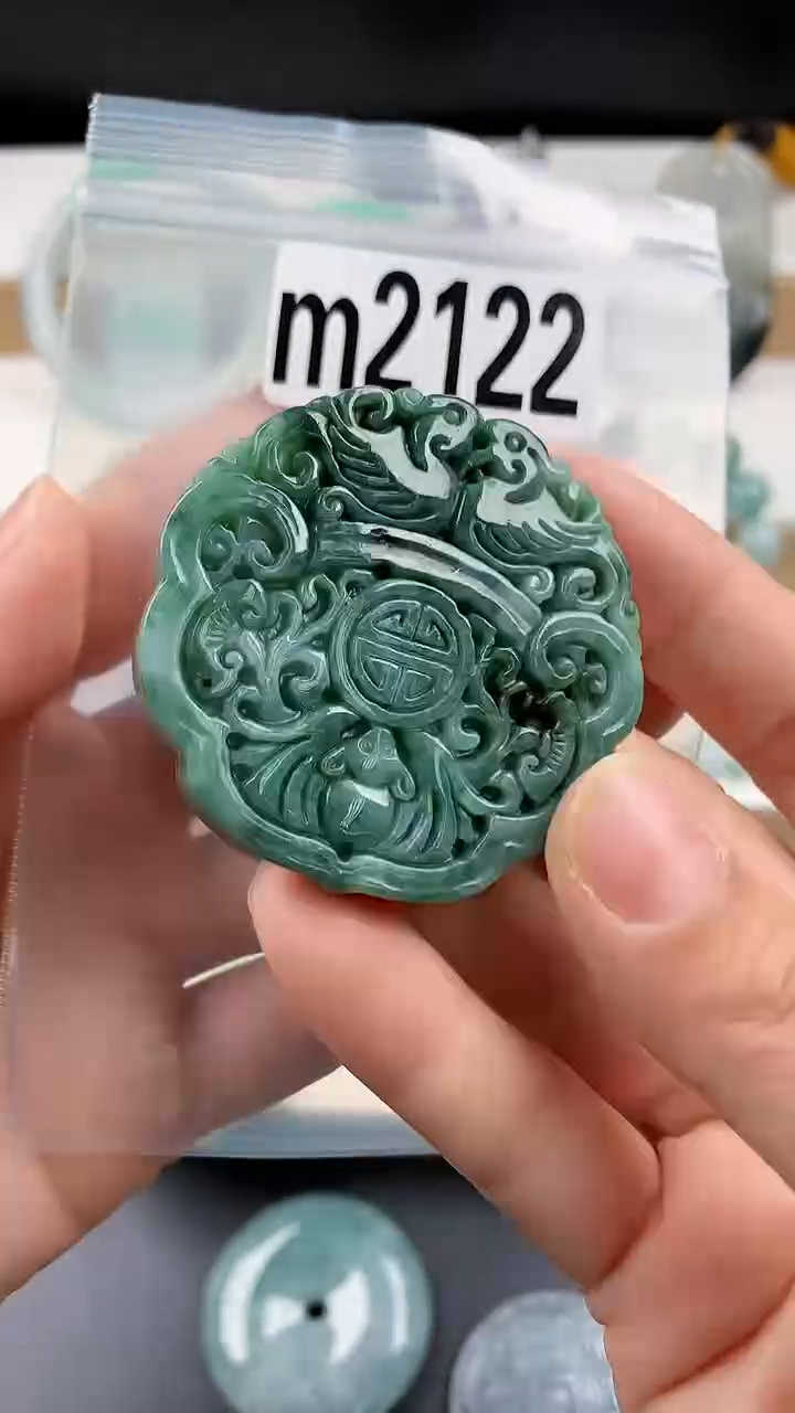 颈饰未镶嵌翡翠天然翡翠吊坠挂件