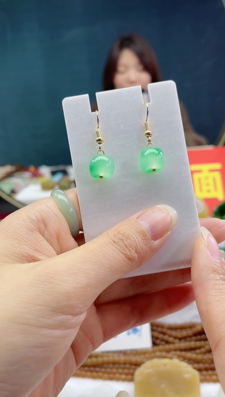 【闪购商品】翡翠耳饰未镶嵌12222222