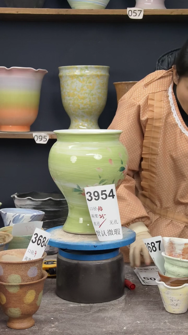 景德镇陶园花盆【微瑕】3954